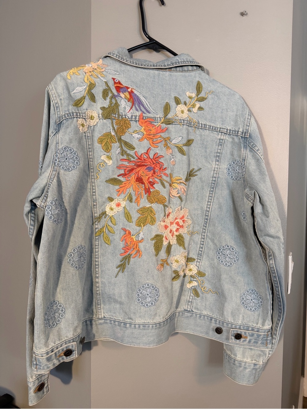 Johnny Was Light Wash Denim Jacket with Multicolor Floral Embroidery - Picture 2 of 4
